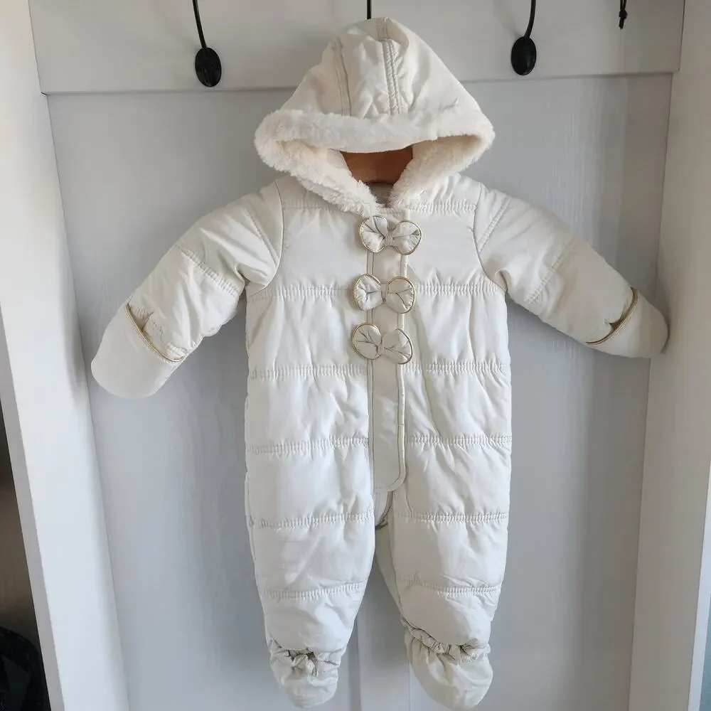 First Impressions Baby Girl Ivory White Puffer Bow Hooded Snowsuit 6-9 month NWT